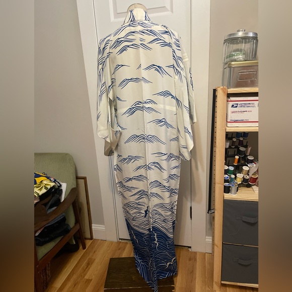 Vintage silk authentic kimono - Picture 5 of 12